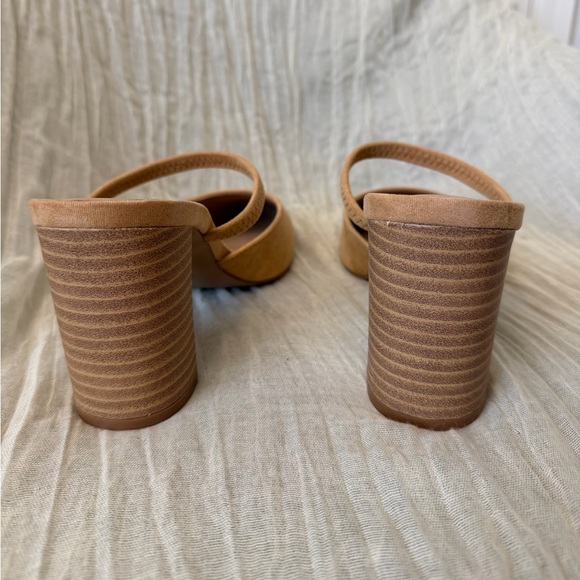 NEW Lulus - Women's Camel Suede Block Heel Mules - Picture 9 of 15